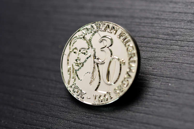 Die cast 3D lapel pins