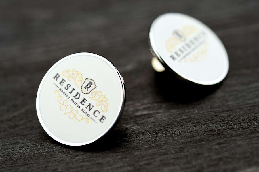 Real enamel lapel pins with printing 24 hours