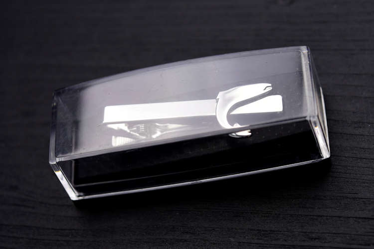 Metal tie bar from your own logo